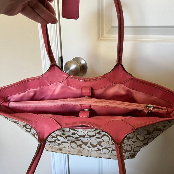 Coach Bleecker Archive Y2K Floral Appliqué Signature Canvas Tote - Picture 13 of 14